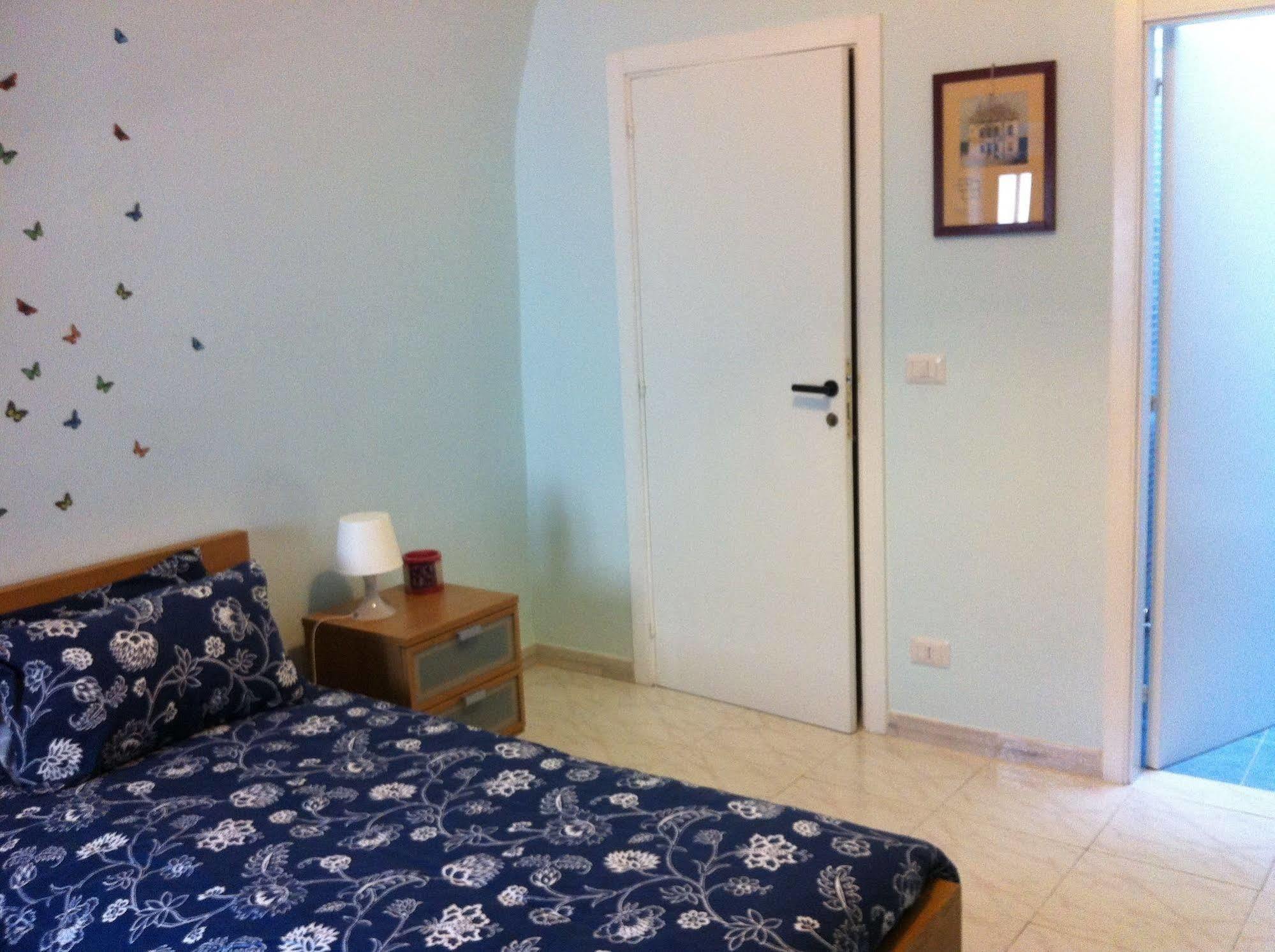 La Rosa Blu 2 Bed & Breakfast Santeramo in Colle Bagian luar foto